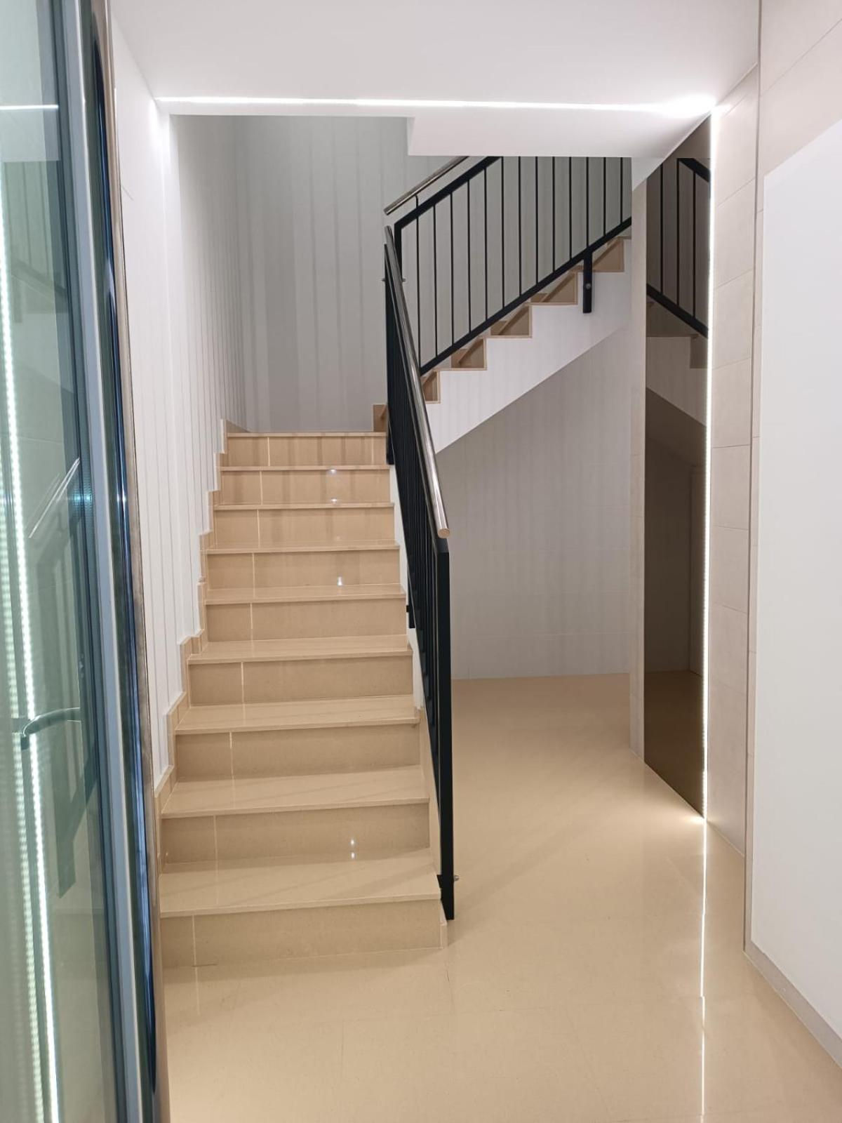 Andmar Apartment *